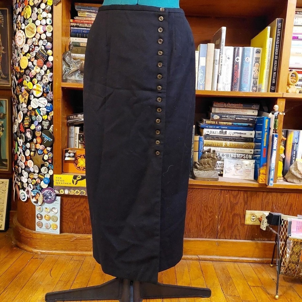 Vintage 100% wool skirt with button detail